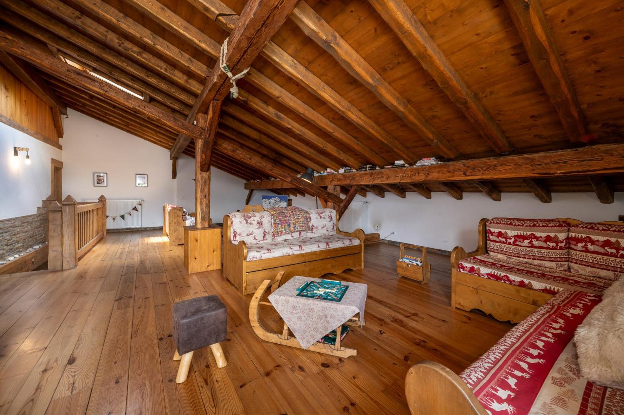 La Maison Des Cerries Hautecour  Exteriör bild